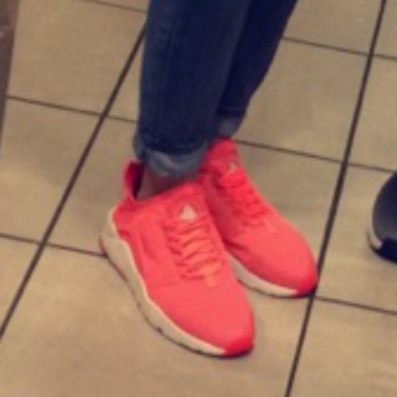 Nike Huarache - Picture 4 of 5